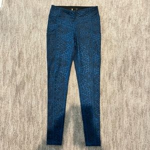 Lucy Activewear NWOT Leggings sz s